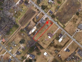 5330 Phelps Rd, Beaumont, TX 77705
