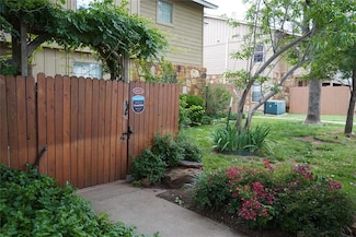 14305 N Pennsylvania Ave Unit 2C, Oklahoma City, OK 73134