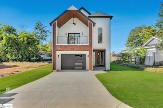 35 Gentry St, Greenville, SC 29611