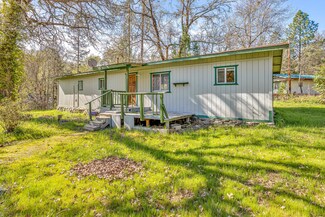 1819 Birdseye Creek Rd, Gold Hill, OR 97525