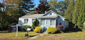 15 Pickett St, Milford, CT 06460