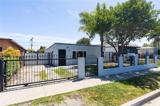 208 W Caldwell St, Compton, CA 90220