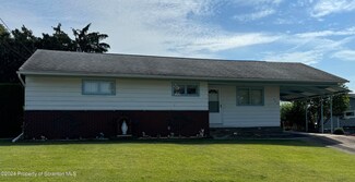 752 Crystal St Unit L19, Peckville, PA 18452