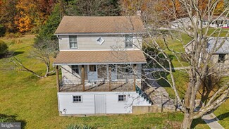 652 Rockville Rd, Spring Grove, PA 17362