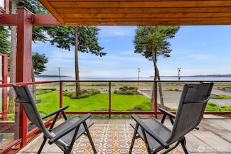 7714 Birch Bay Dr Unit 203, Blaine, WA 98230