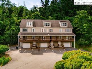 233 Ridge View Dr Unit B, Boone, NC 28607