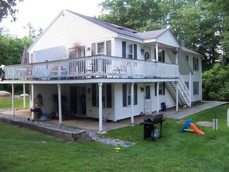 32 Plaza Village Rd Unit B, Plymouth, NH 03264