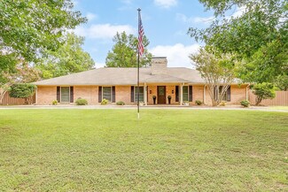 731 Sunny Ln, Corsicana, TX 75110