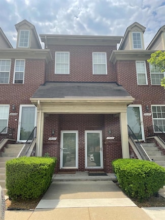 15641 Stone Crossing Dr, Southfield, MI 48075