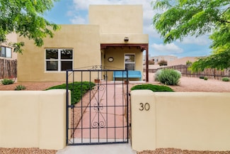 30 Calle Lemita, Santa Fe, NM 87507