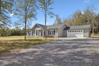 8016 McDonald Cemetery Rd, Ooltewah, TN 37363