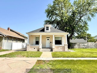 1215 W Charles St, Grand Island, NE 68801