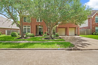 2227 Clawson Falls Ln, Sugar Land, TX 77479