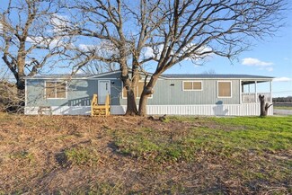1048 Ross Rd, Elm Mott, TX 76640