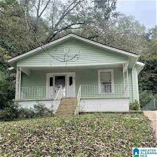 511 12th St, Midfield, AL 35228