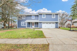 605 N Craig Dr, Mahomet, IL 61853