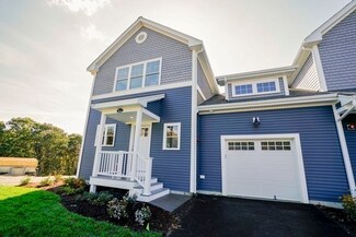 10 Wildwood Ln Unit A, Bourne, MA 02562