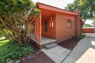 827 Westwood Ave, Ann Arbor, MI 48103