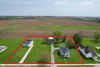 217 N Main St, Bloomingdale, IN 47832