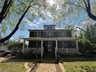 209 Abernathy St NW, Lenoir, NC 28645