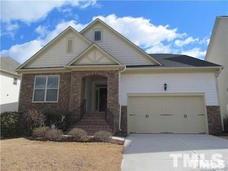 706 Weavers Ridge Dr, Cary, NC 27519