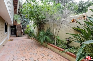2400 N Beverly Glen Blvd, Los Angeles, CA 90077