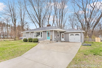14911 160th Ave, Grand Haven, MI 49417