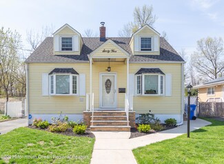 65 E William St, Fords, NJ 08863