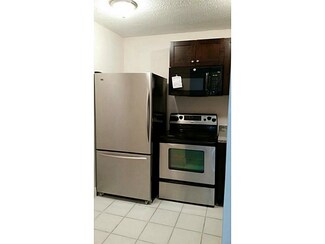 494 NW 165th Street Rd Unit C302, Miami, FL 33169