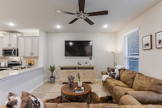 2728 Baneberry Ln, Mesquite, TX 75150