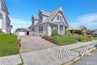 779 Robbins St, Perth Amboy, NJ 08861
