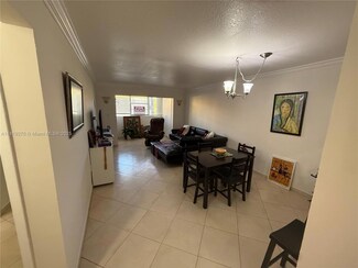 1555 W 44th Place Unit 242, Hialeah, FL 33012