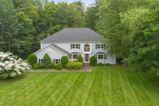 32 Twin Pond Ln, Sudbury, MA 01776
