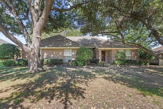 2412 Crestview Dr, McKinney, TX 75071