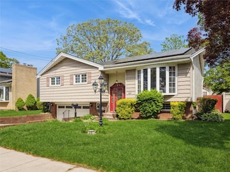 915 Derrick Adkins Ln, West Hempstead, NY 11552