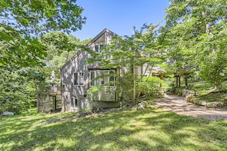 3 Fulling Mill Rd, Chilmark, MA 02535