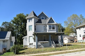 410 N Frederick Ave, Oelwein, IA 50662