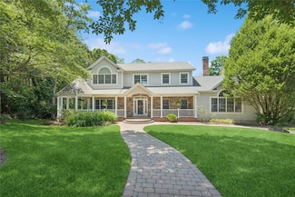 7 Orient Ave, Northport, NY 11768