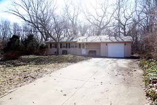 2935 Memory Ln, Kalamazoo, MI 49006