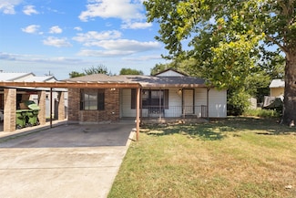 2111 SE 19th St, Mineral Wells, TX 76067