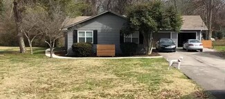712 Shadycrest Dr, Knoxville, TN 37909