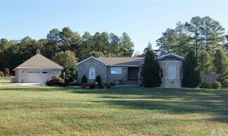 3742 Plantation Dr, Vale, NC 28168