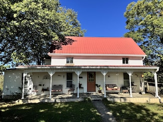 137 Wells Ln, Willisburg, KY 40078