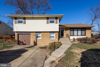 22 Eddy Ln, Cherry Hill, NJ 08002