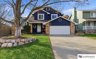 6348 S 95th St, Omaha, NE 68127