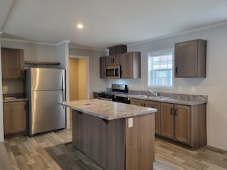 9231 Harbor Ln Unit 246, Clay Township, MI 48001