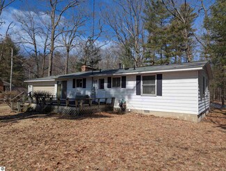 5300 E 13th St, Au Gres, MI 48703