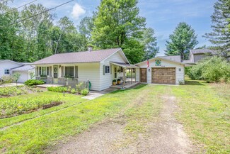 7519 9th St Unit 311, Stanwood, MI 49346