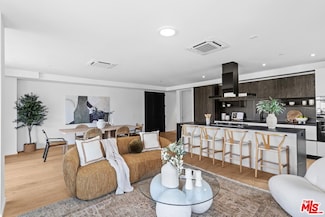 1618 Hilts Ave Unit 202, Los Angeles, CA 90024