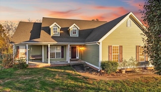 390 Sunday Silence Ct, Bowling Green, KY 42101